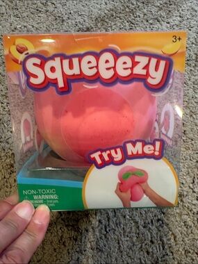 Sunny Days peach  Squeeze Toy – Kids Stress Relief Play Toy